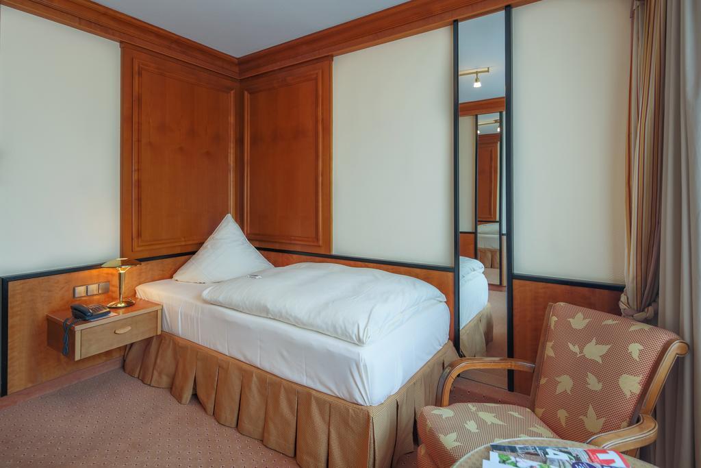 Hotel-Restaurant Kunz ピルマゼンス エクステリア 写真