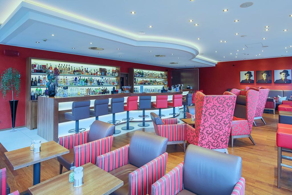 Hotel-Restaurant Kunz ピルマゼンス エクステリア 写真
