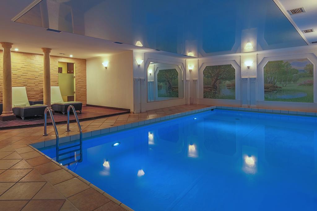 Hotel-Restaurant Kunz ピルマゼンス エクステリア 写真