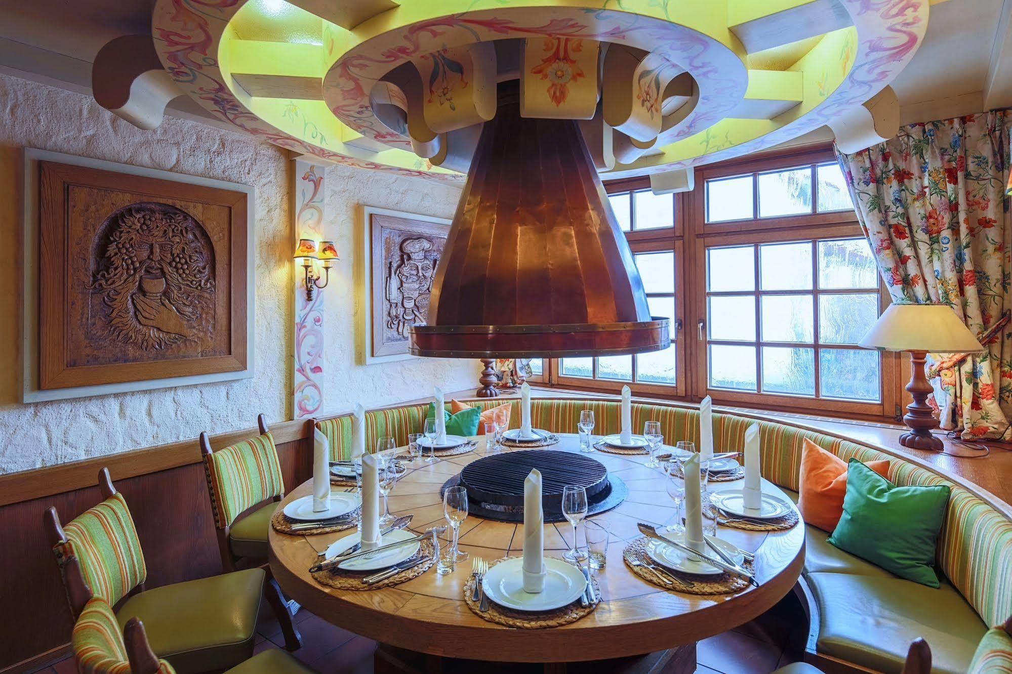 Hotel-Restaurant Kunz ピルマゼンス エクステリア 写真